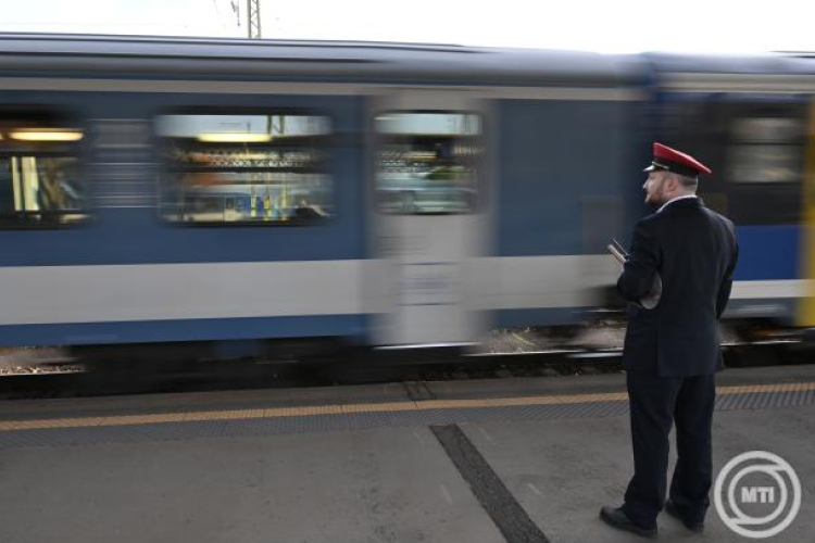 MÁV: 23 ezer talált tárgy várta gazdáját tavaly
