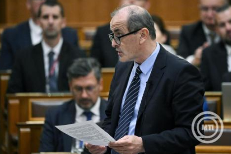 Hegedűs Zsolt: a jövő héten publikálják az orvosok közösségi médiahasználatának etikai szempontjairól szóló állásfoglalást