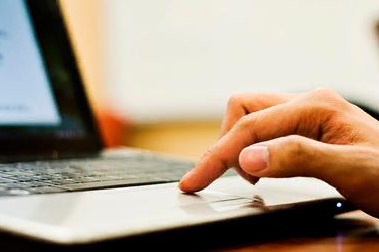 Még mindig meggondolatlanul kezelik adataikat az internetfelhasználók